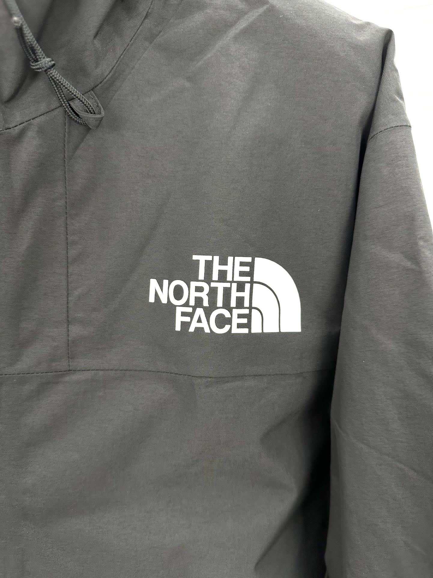 The North Face 1986 Mountain Jacket NF0A5J5N
